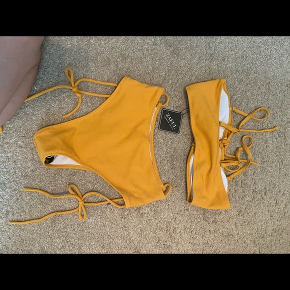 Brand new yellow/orange Zaful swimsuit - Picture 2 of 3